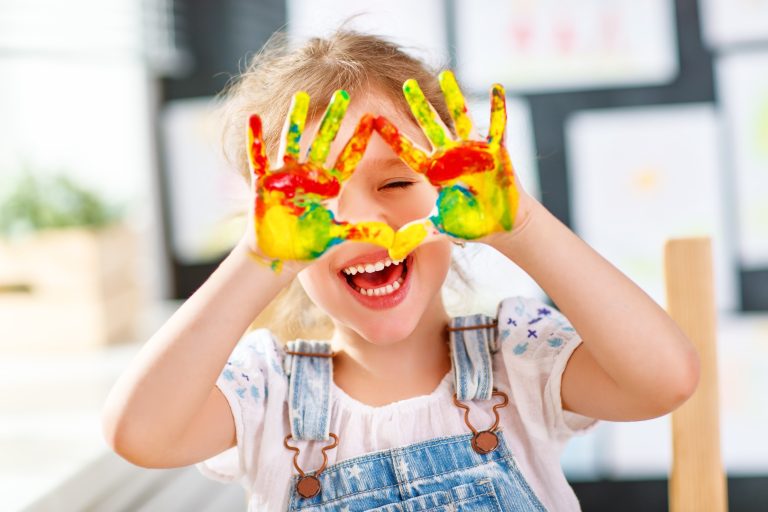 enfance-education-1-AdobeStock_161681703